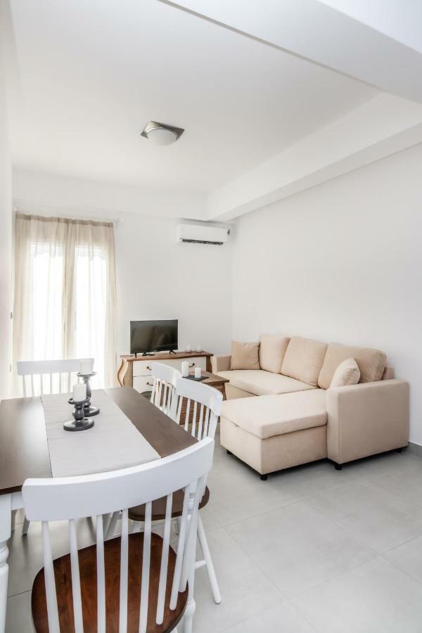 Lux 'N Comfort Apartments Wyspa Wyspa Tinos Zewnętrze zdjęcie